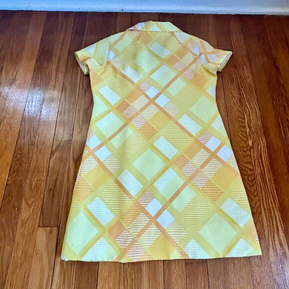 Vintage 1960s Handmade Yellow Plaid Mini Dress with Snap Button Front - Picture 3 of 16